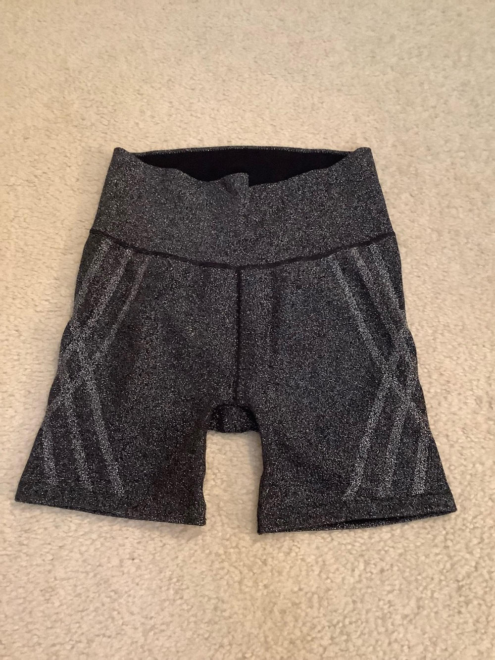 New Aerie Offline Real Luxe Silver Metallic Regular Rise 5” inseam Bike Shorts m